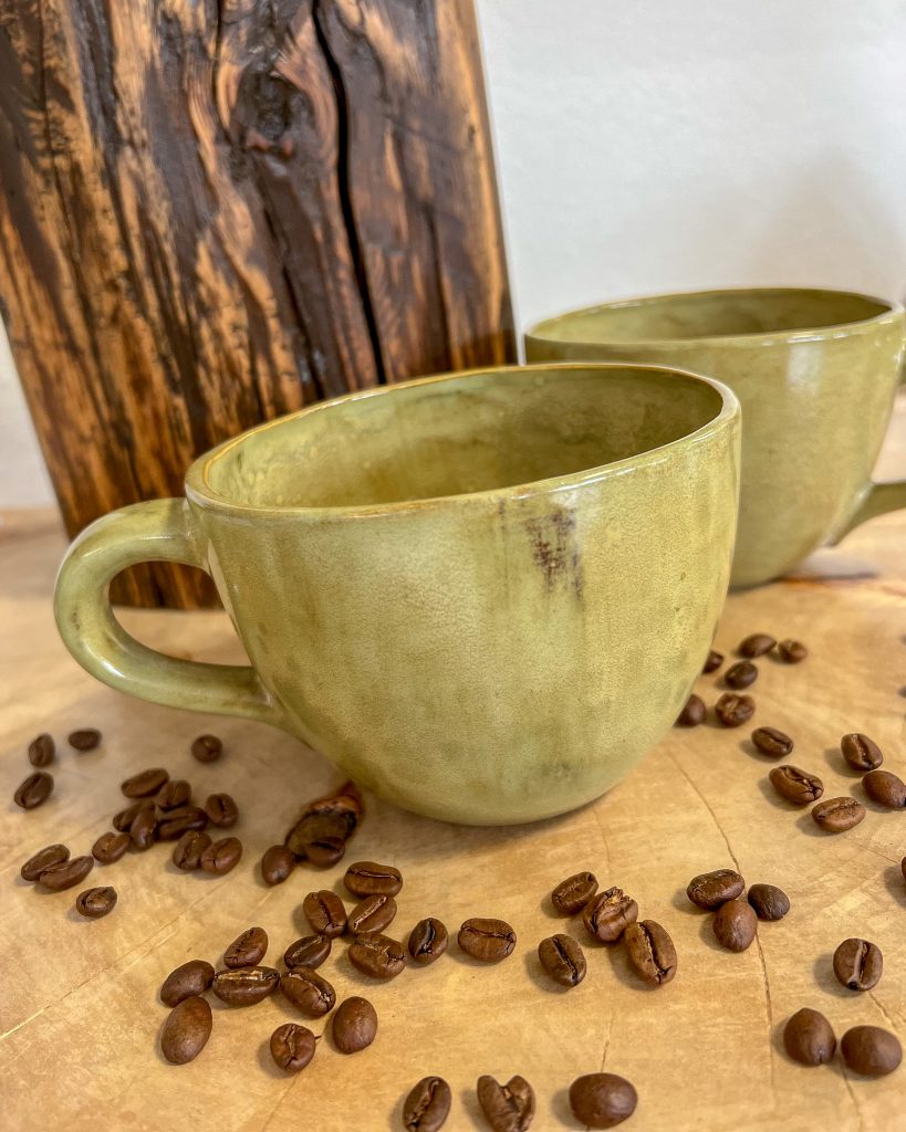 Tontassen in olivgrün