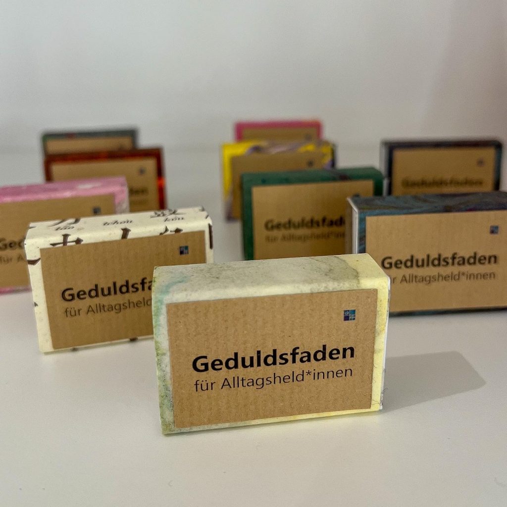 Geduldsfäden in Schachteln