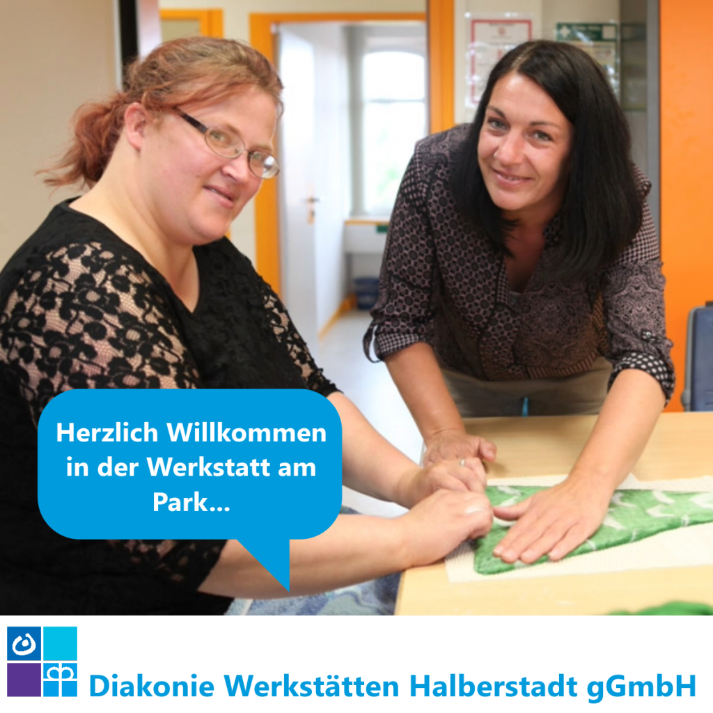 Eine Leistungsberechtigte und eine Fachkraft filzen zusammen.